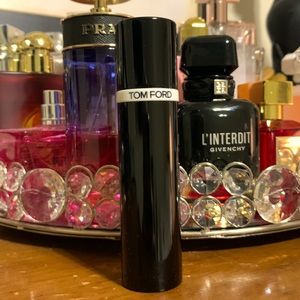 TOM FORD FUCKING FABULOUS Atomizer Shell Decanter Magnetic Top